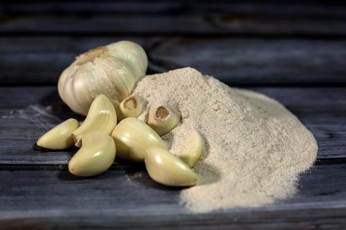 Garlic powder 